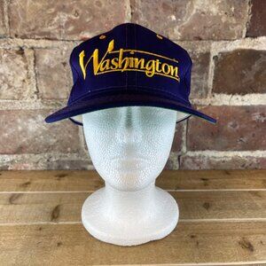 Vintage Washington University Huskies Snap Back Purple Hat